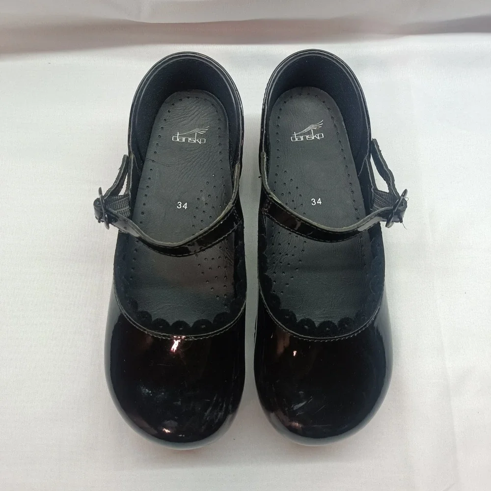 Dansko Kids Black Patent Leather Scalloped Mary Jane Clogs Shoes Size 34 US 3/4